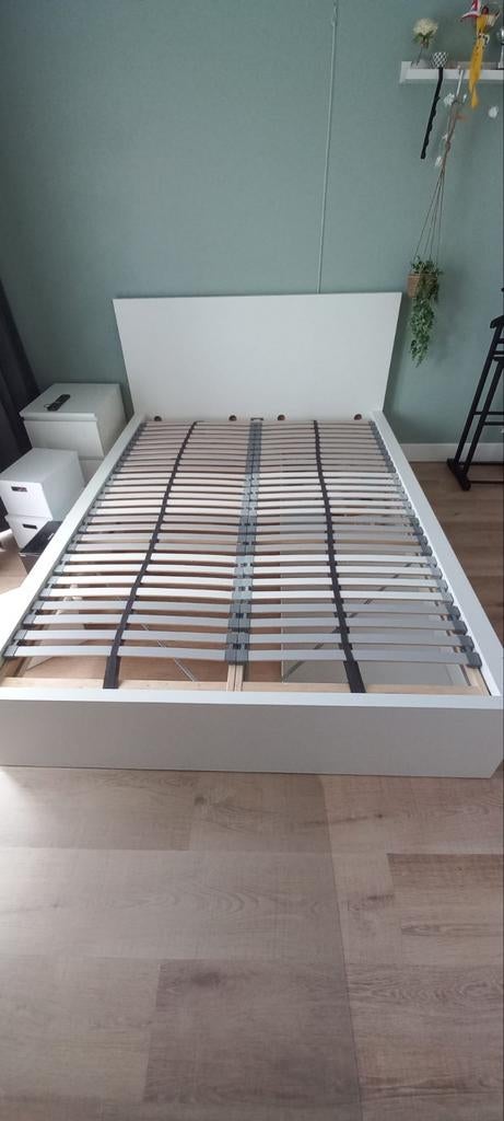 Tweepersoonsbed ikea Malm wit met lades - 140x200 cm, Huis en Inrichting, Ophalen, Gebruikt, Wit, Tweepersoons