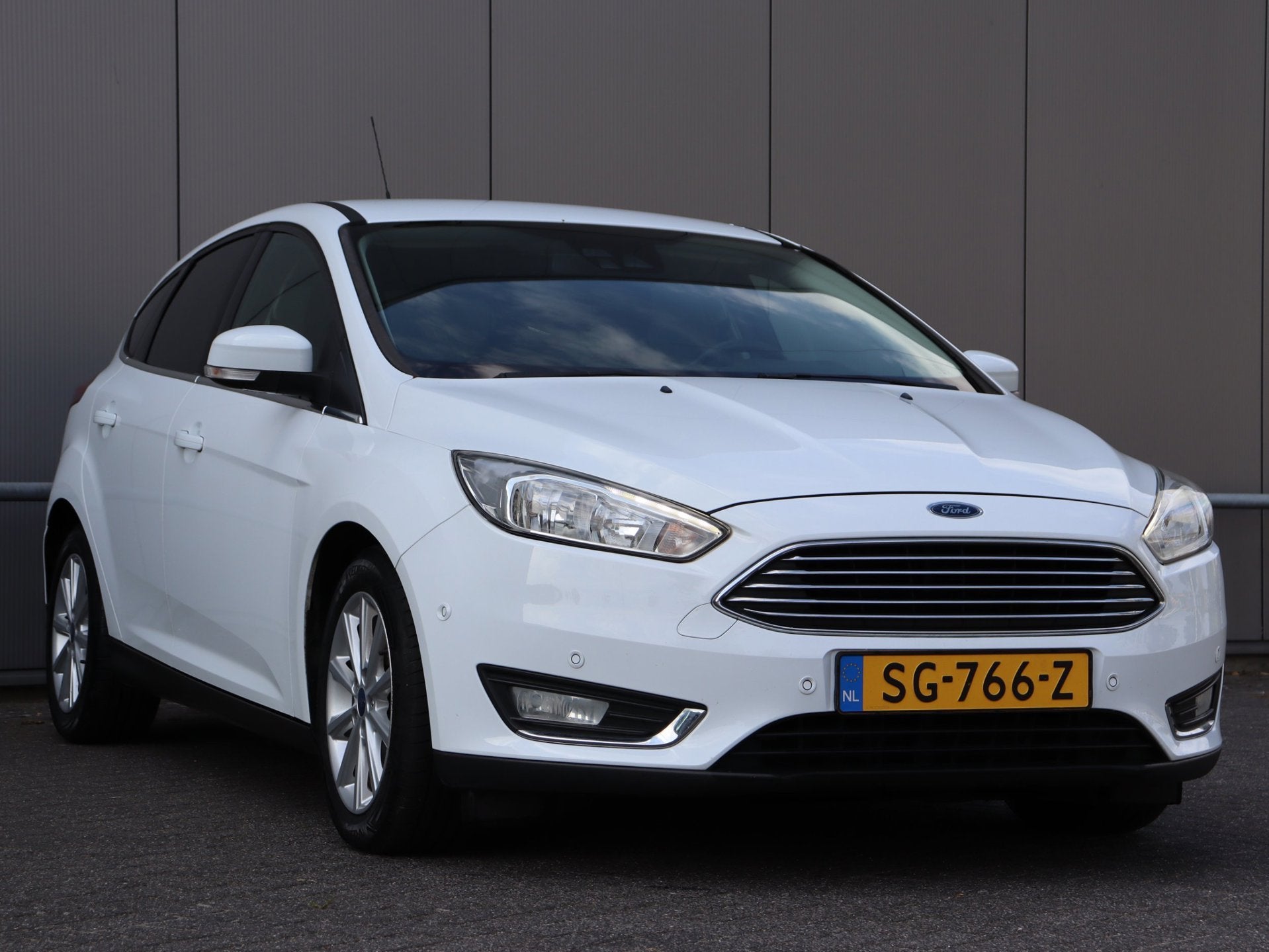 Foto 6 van Ford Focus 1.0 Titanium navi LM *167.000km*