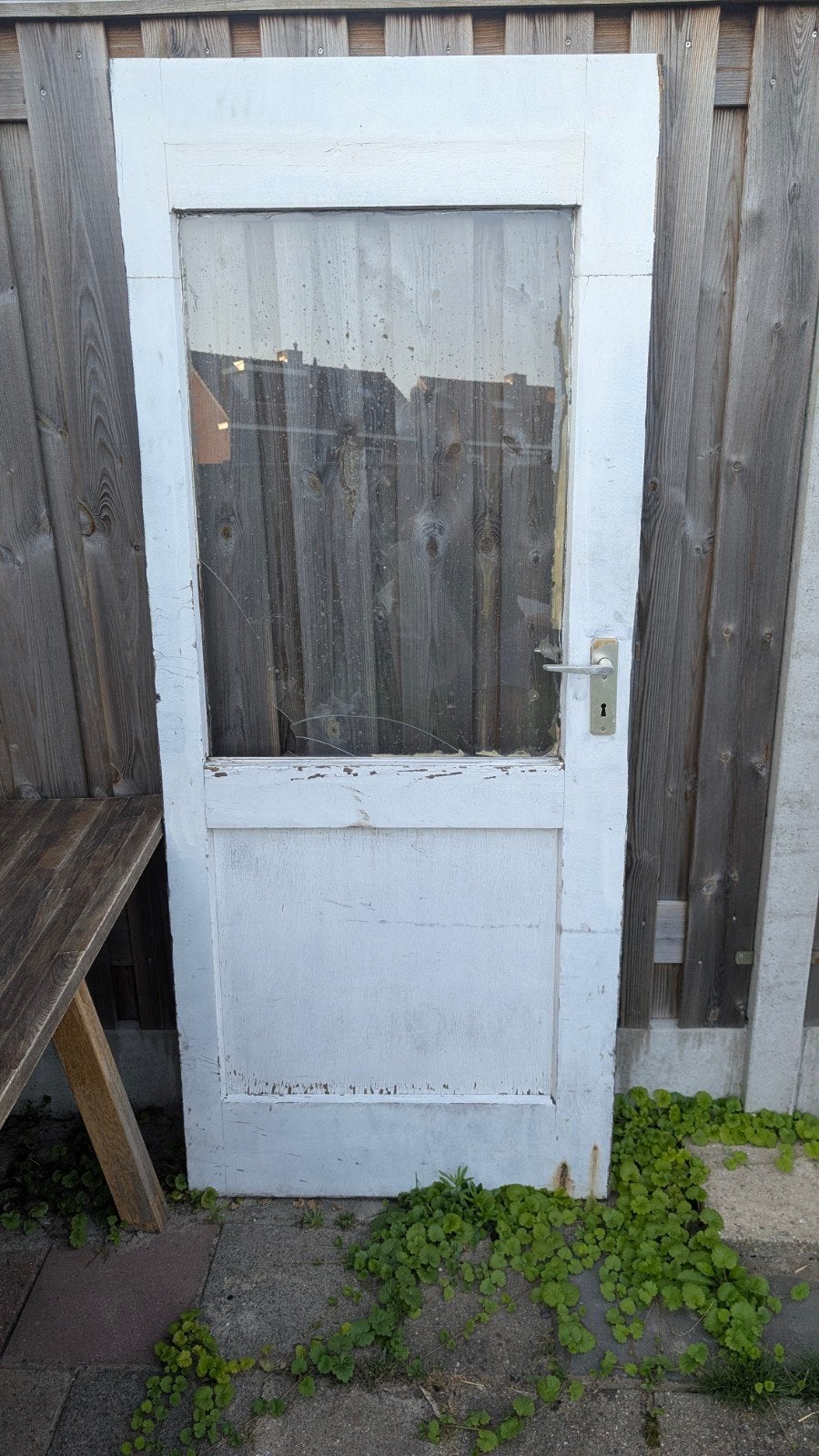 Oude deur met kapot glas - voor sloop of onderdelen, Ophalen, Gebruikt, 80 tot 100 cm, Buitendeur