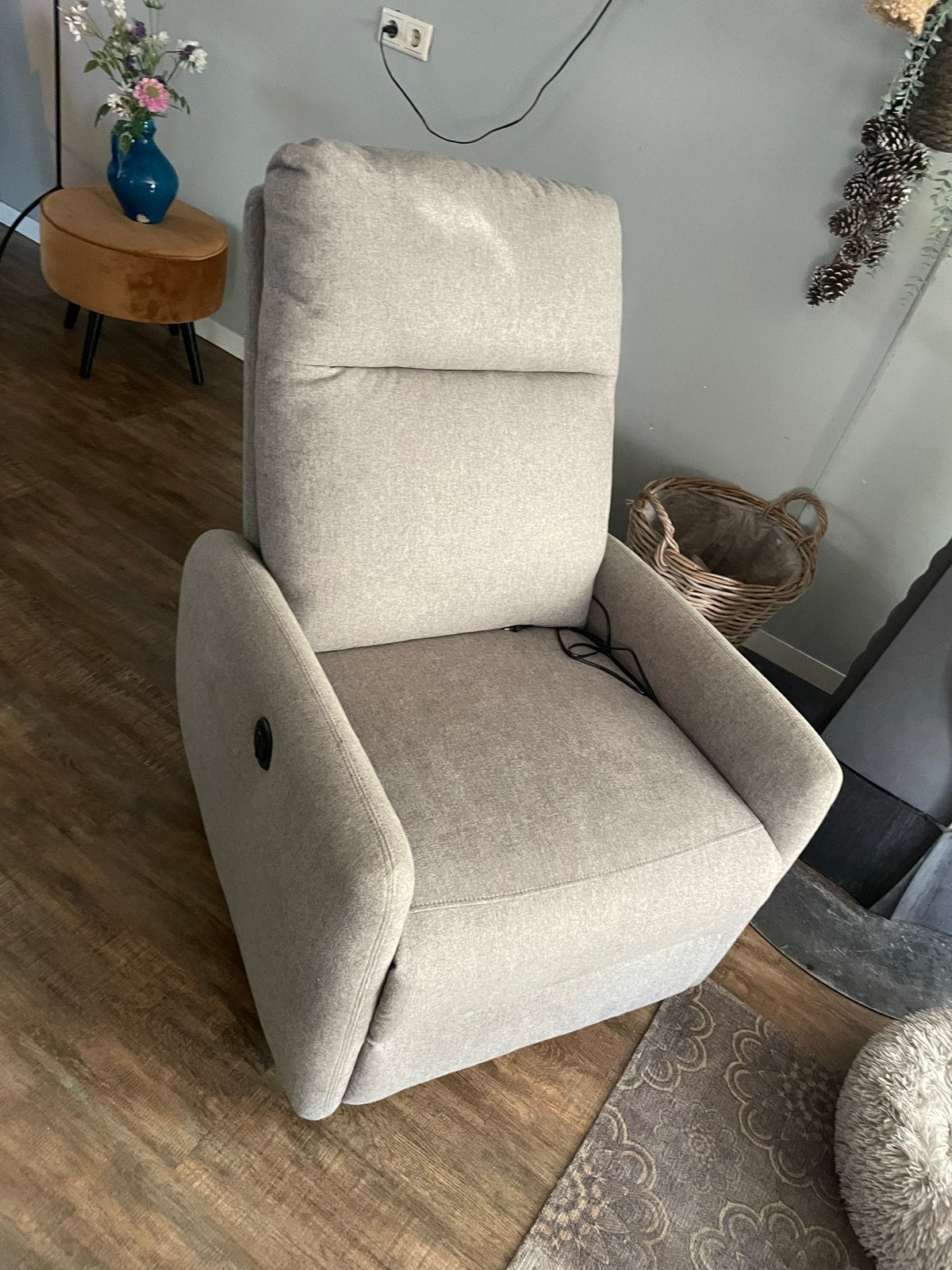 VONSILD Elektrische Relaxfauteuil - Lichtgrijs, Ophalen, Zo goed als nieuw, Stof, 75 tot 100 cm