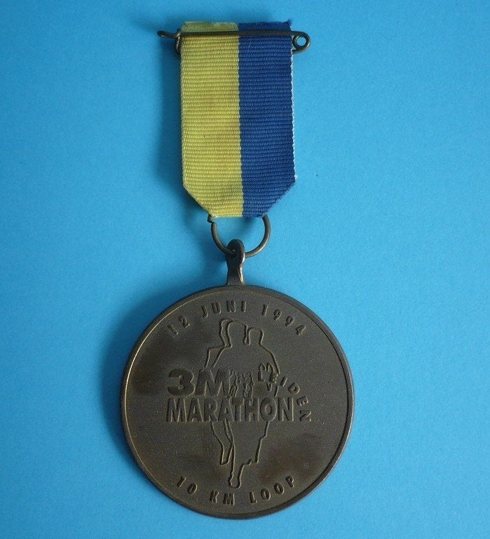 Medaille, 12 juni 1994 3M marathon Leiden., Ophalen of Verzenden, Brons, Nederland