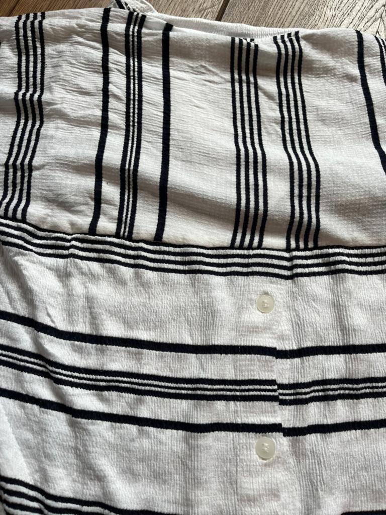 Zwart-wit gestreepte top met knoopjes, Ophalen of Verzenden, Gedragen, Maat 38/40 (M), Wit