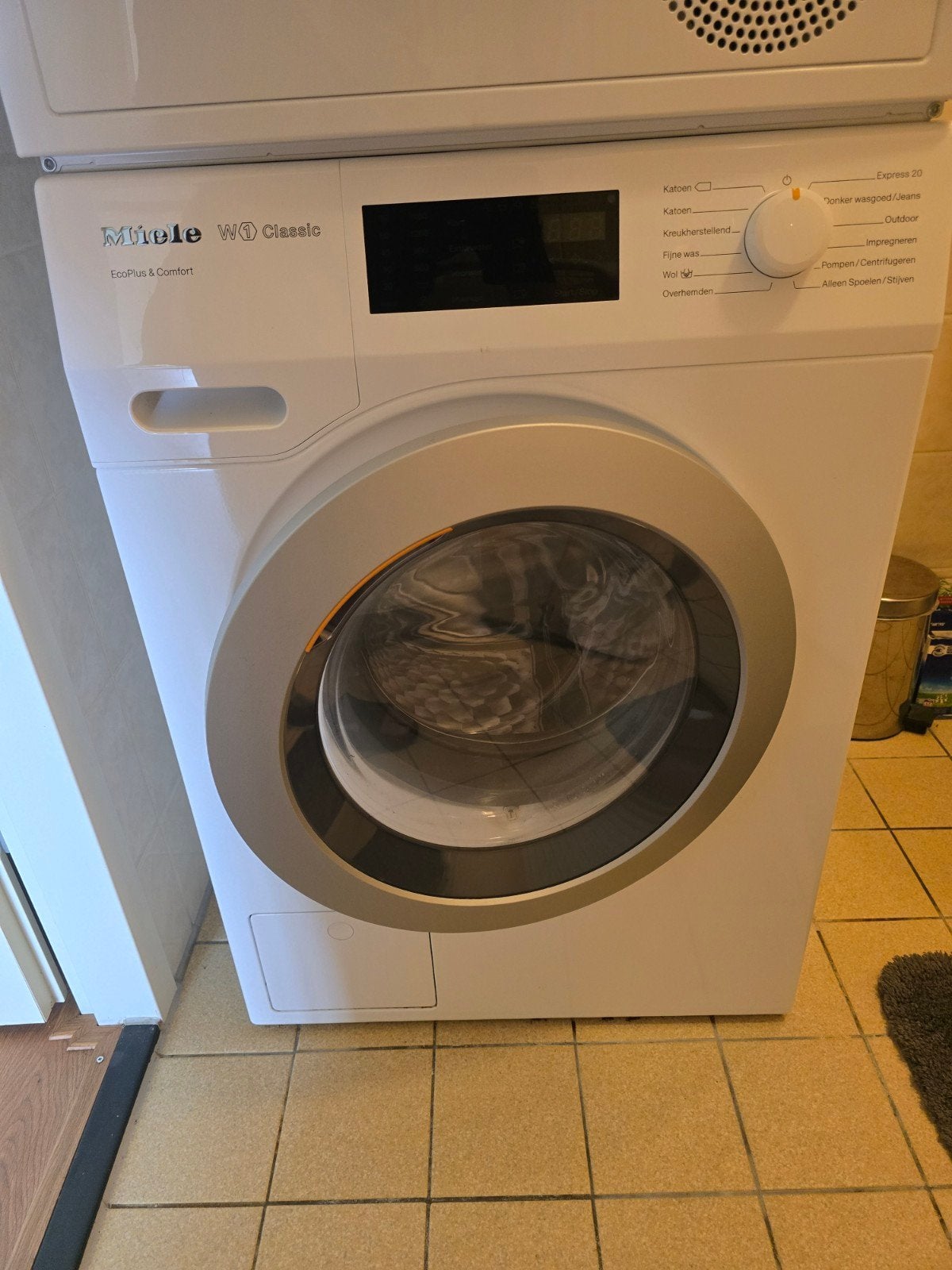 Miele Wasmachine W1 Classic & Bosch Droger, 6 tot 8 kg, Ophalen, Zo goed als nieuw