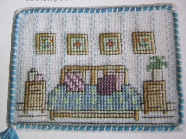 Borduurpatroon  Poppenhuis Kamer / Bed  nr 8214, Verzenden, Nieuw, Handborduren, Patroon