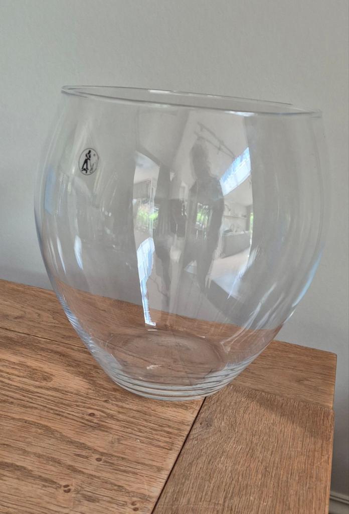 Grote glazen vaas/vissenkom, Ophalen