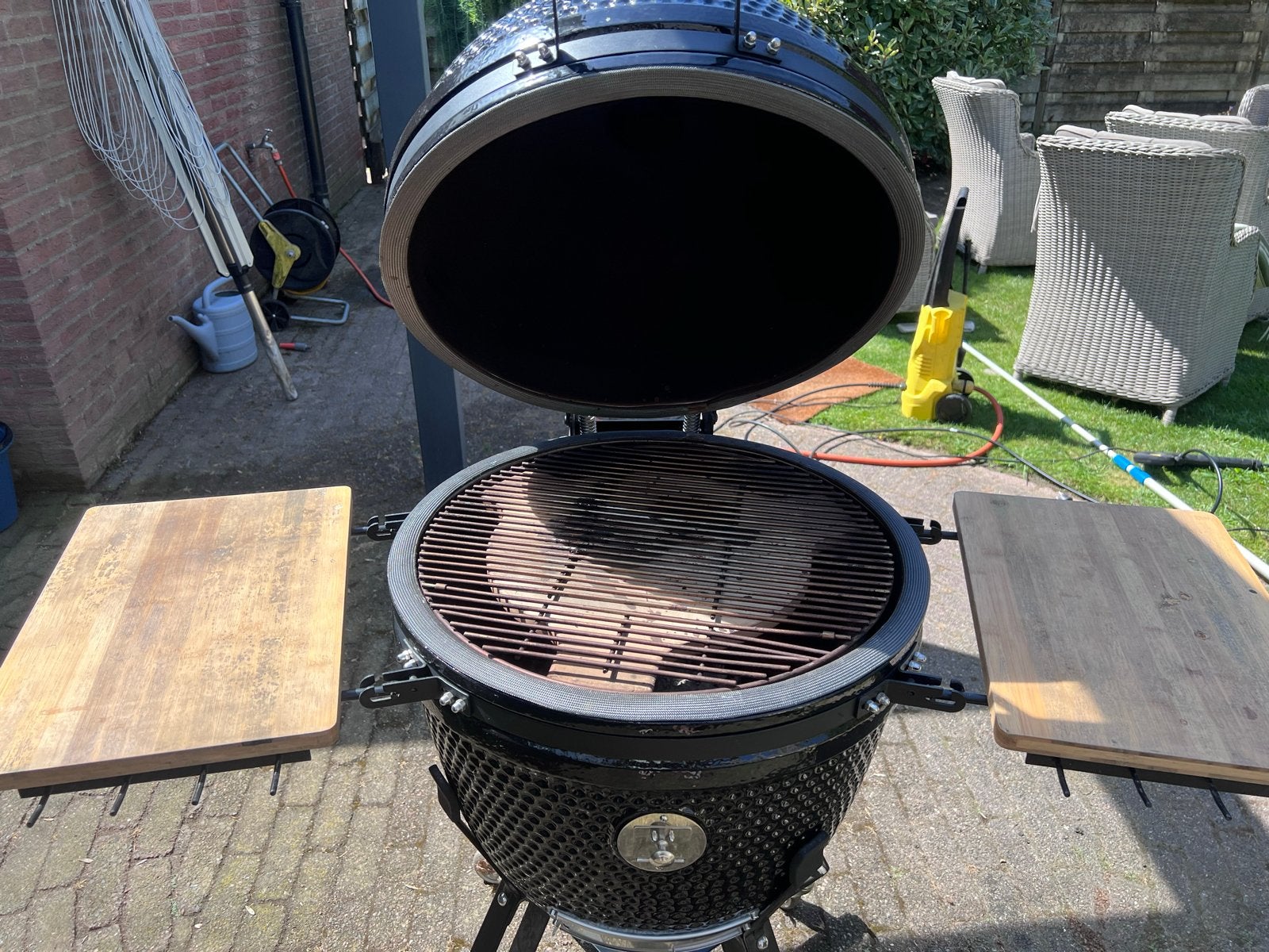 Kamado BBQ 24 inch - Zo goed als nieuw, Ophalen, Zo goed als nieuw