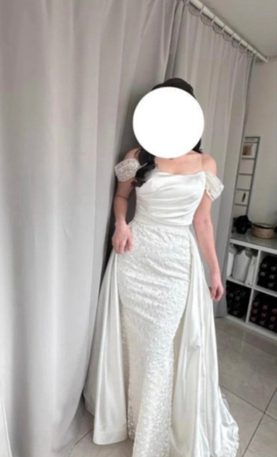 Elegante Trouwjurk met Afneembare Sleep - Maat 40, Ophalen of Verzenden, Zo goed als nieuw, Wit, Trouwjurk