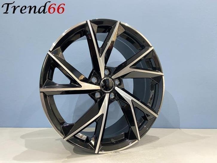 5x112 18'' Velgen R8 Look Audi A3 Q2 A4 Vw Golf Troc Seat FR, Niet ingevuld, 18 inch, Velg(en), Niet ingevuld