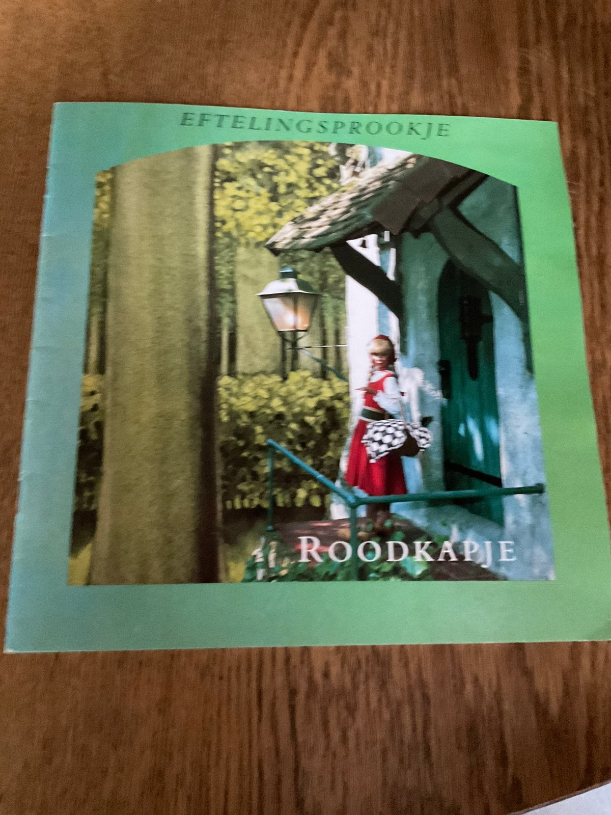 Eftelingsprookje Roodkapje - Boekje, Ophalen of Verzenden, Gelezen