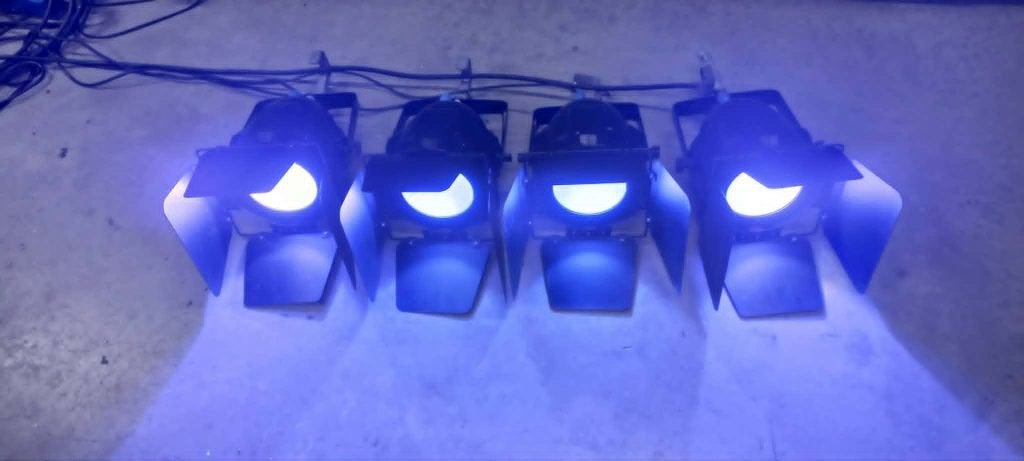 4 stuks COB 200W blacklight UV spots (in nieuwstaat)!, Ophalen of Verzenden, Zo goed als nieuw, Licht, Kleur