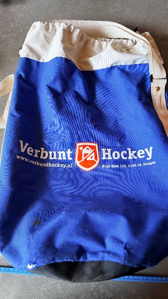 Hockey Spullen (Ballen, tok, keepersshirt xxl), Ophalen, Gebruikt, Overige typen
