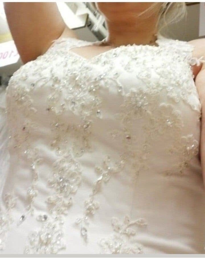 Elegante en nieuwe trouwjurk., Ophalen, Nieuw, Wit, Trouwjurk