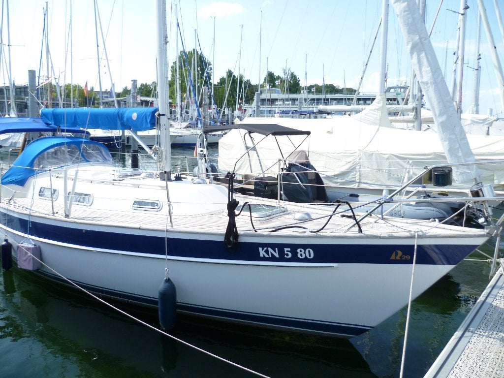 Segelboot Hallberg Rassy HR29 (SE), Ophalen, Motor en Techniek