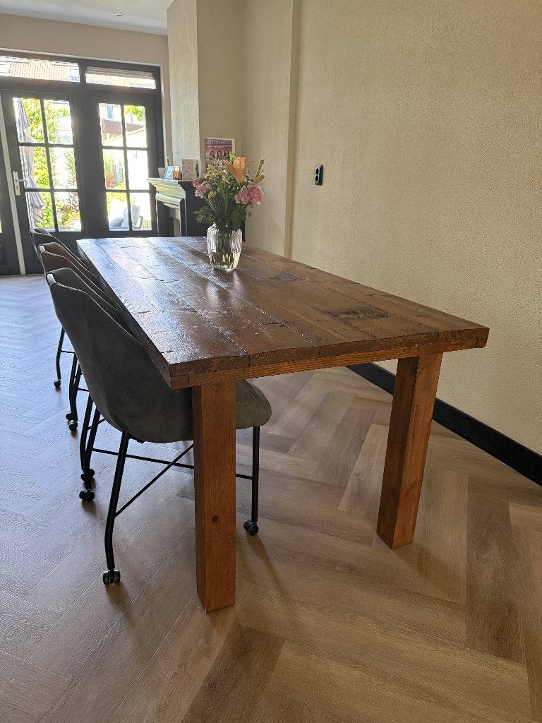 Robuuste steigerhouten eettafel met 3 verrijdbare stoelen, Ophalen, Gebruikt, 200 cm of meer, 50 tot 100 cm