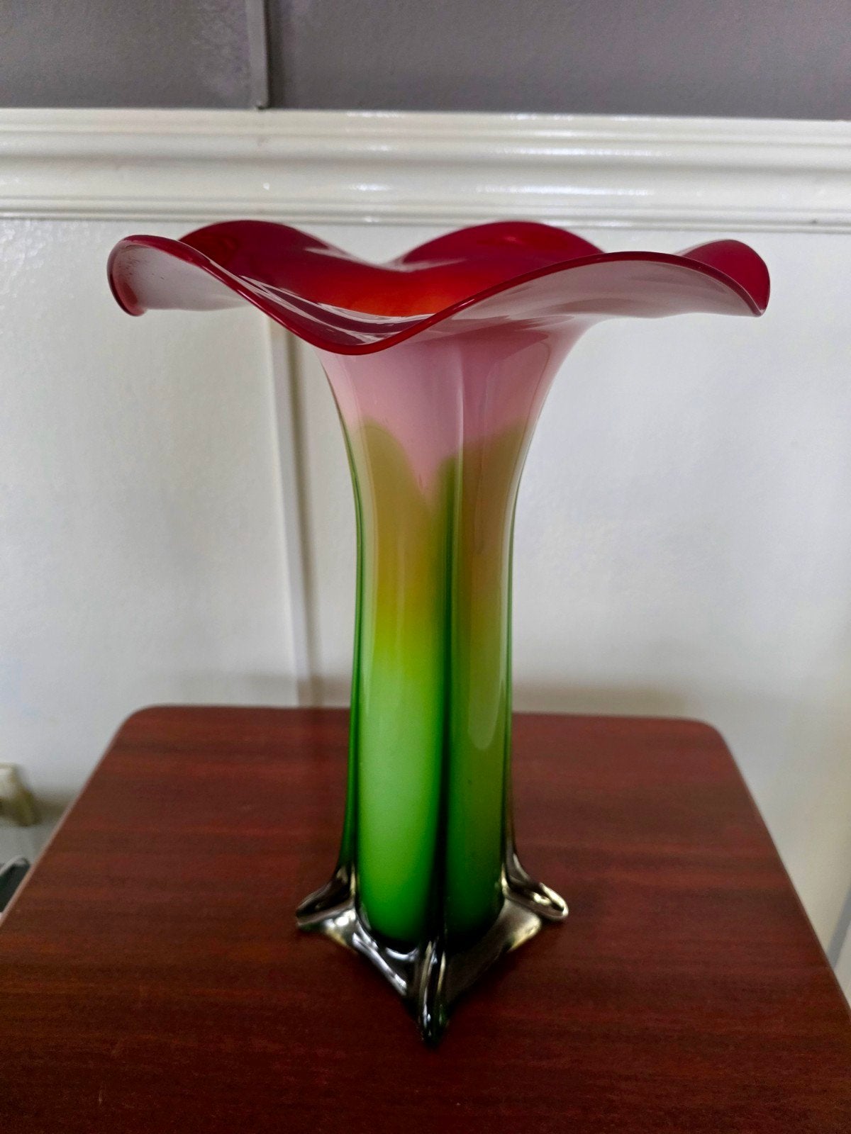 Murano vaas in de stijl van een bloem, Ophalen