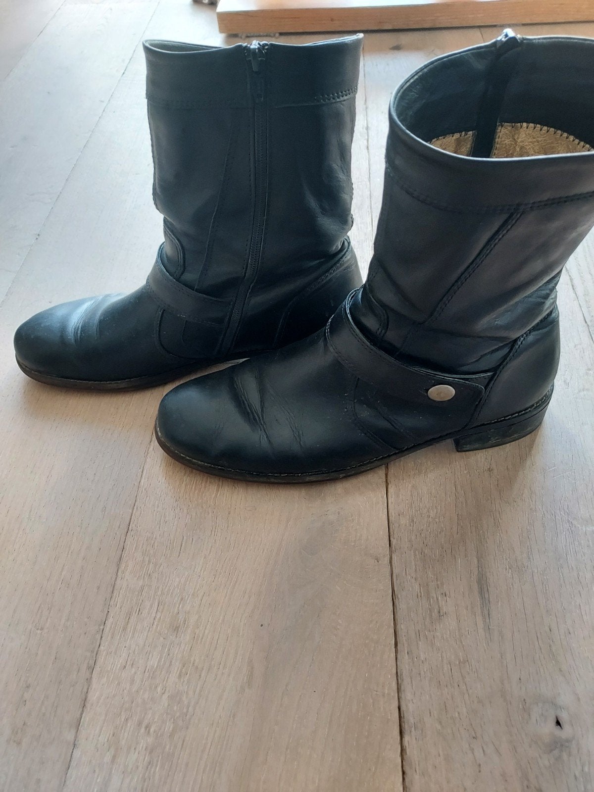 wolky enkellaars 43, Kleding | Dames, Wolky, Zwart, Ophalen of Verzenden, Gedragen