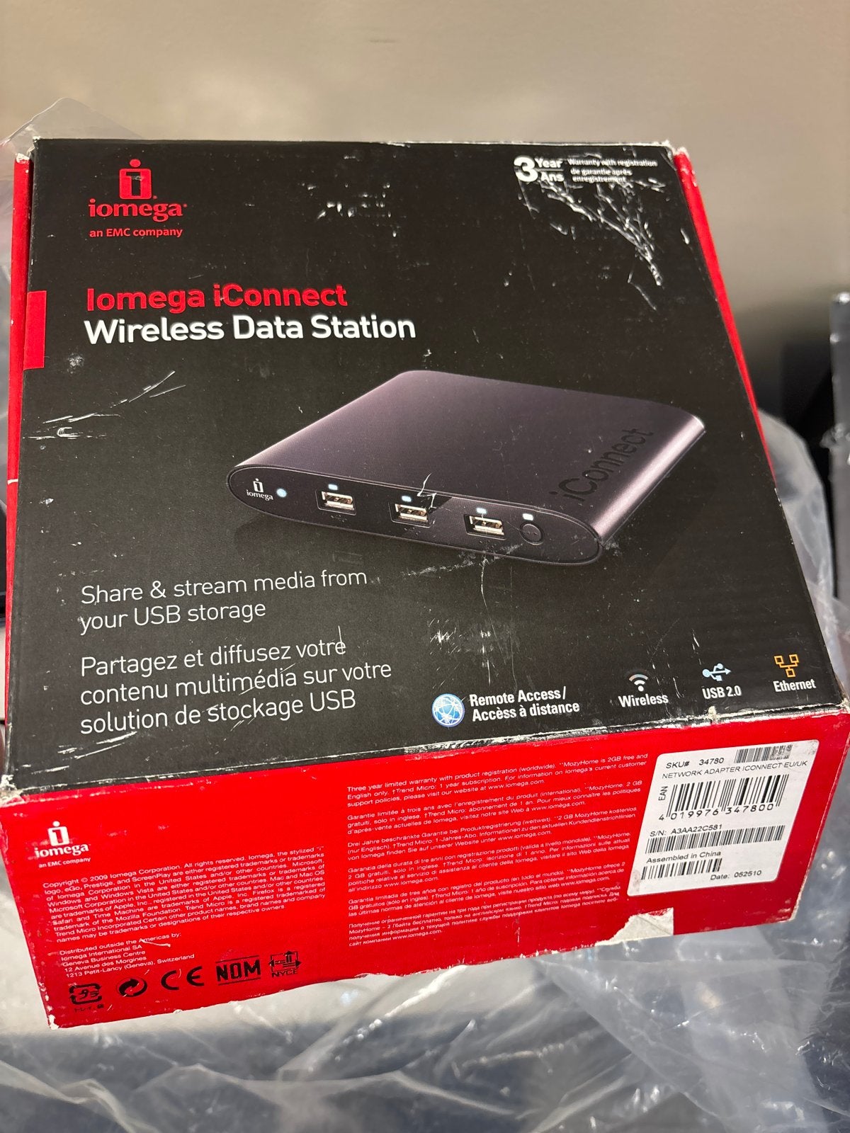Iomega iConnect Wireless Data Station - Nieuw in doos, Server, HDD, Nieuw, Ophalen of Verzenden
