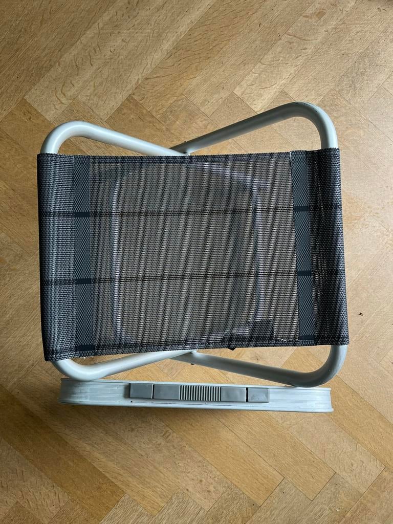 Outwell Campingkrukje/Tafel 42x42 cm - Compact & Draagbaar, Ophalen, Gebruikt, Campingstoel