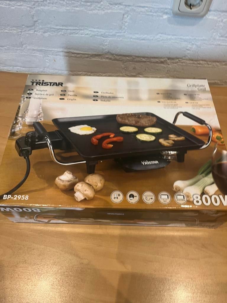 Tristar bakplaat 800 w. Elektrische goede staat., Ophalen of Verzenden, Zo goed als nieuw, Tafelgrill