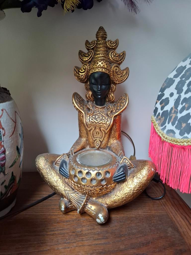 Prachtige vintage tretchikoff style lamp balinese dame, Ophalen
