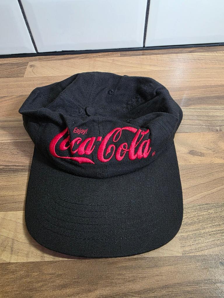 Zwarte Coca-Cola Pet - Vintage Stijl, Coca-Cola, Pet, Gedragen, One size fits all