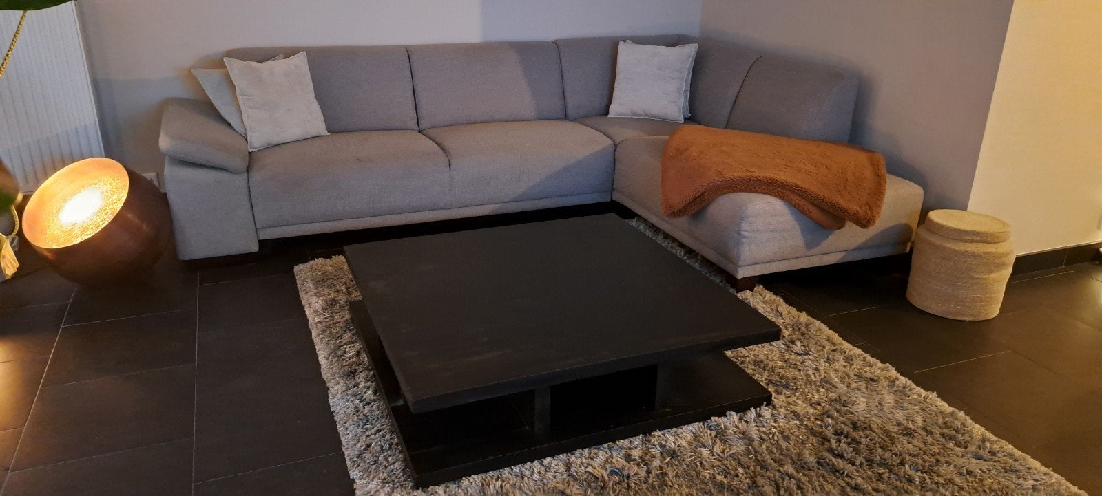 Grijze stoffen hoekbank en salontafel, Ophalen, Hout, 250 tot 300 cm, Gebruikt