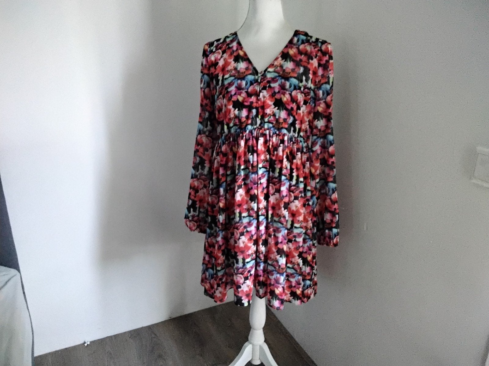 Twinset gebloemde luchtige jurk maat 36, Kleding | Dames, Twinset, Meerkleurig, Ophalen of Verzenden, Zo goed als nieuw