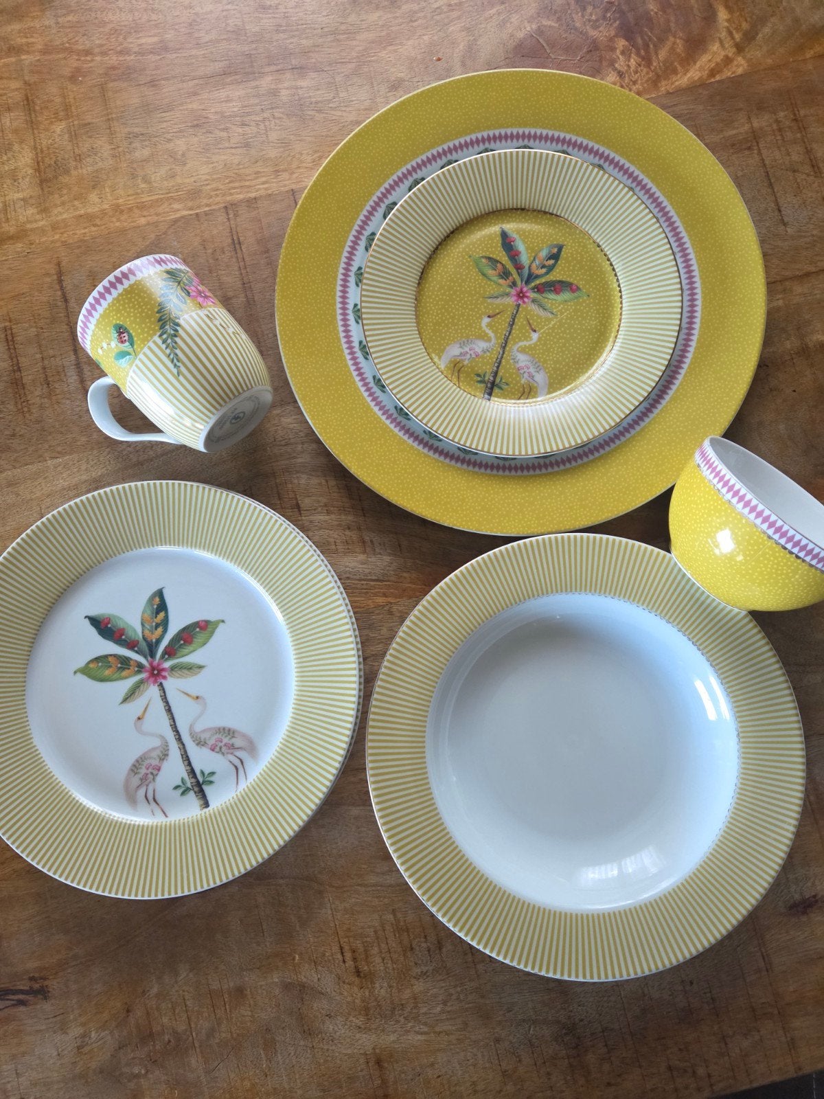 Prachtig Pip Studio servies - diverse onderdelen, Ophalen of Verzenden, Zo goed als nieuw, Bord(en), Overige stijlen