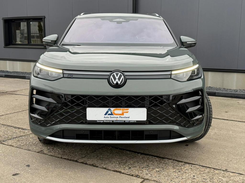 Volkswagen Tayron 1.5 eHybrid R-Line Edition 272 PK NIEUW &, 1498 cc, Zwart, 4 cilinders, Nieuw