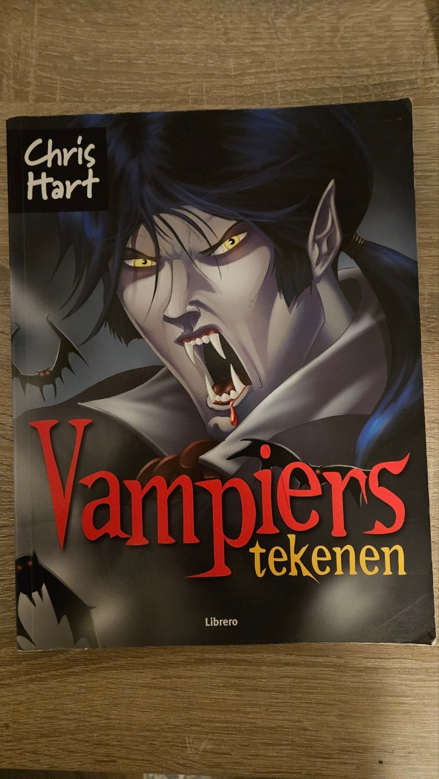 Chris Hart - Vampiers Tekenen - Tekenboek, Hobby en Vrije tijd, Tekenen, Ophalen of Verzenden, Gebruikt, Boek of Gids