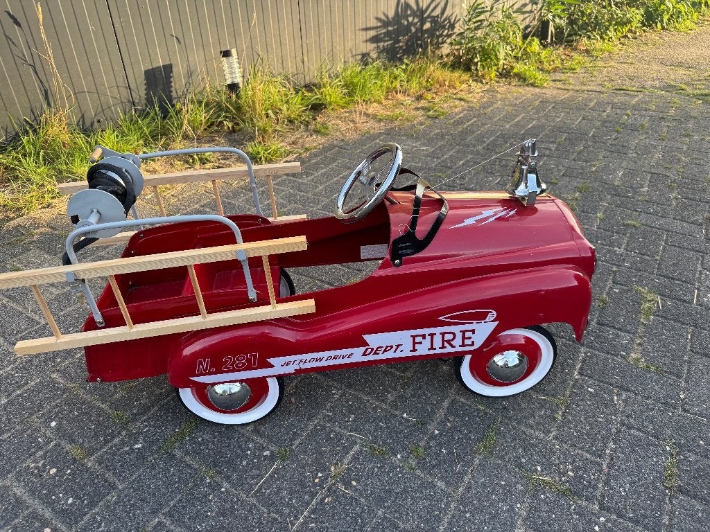 grote amerikaanse stalen  brandweerauto ZGAN, Antiek en Kunst, Ophalen of Verzenden