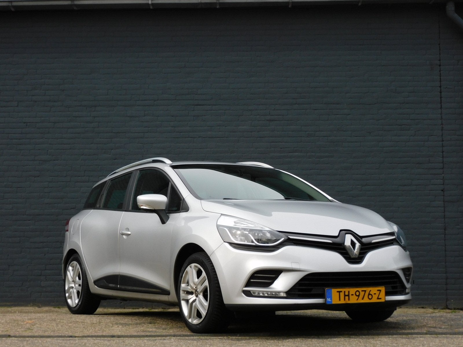 Renault Clio Estate 0.9 TCe Zen TOPSTAAT! DEALER ONDERHOUDEN, Voorwielaandrijving, 1063 kg, Gebruikt, 580 kg