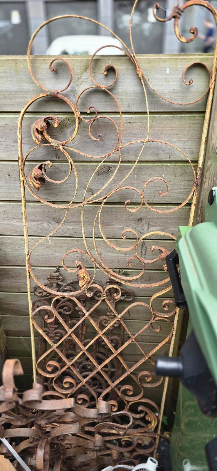 Antiek smeedijzeren hekwerk - Decoratief en robuust, Ophalen
