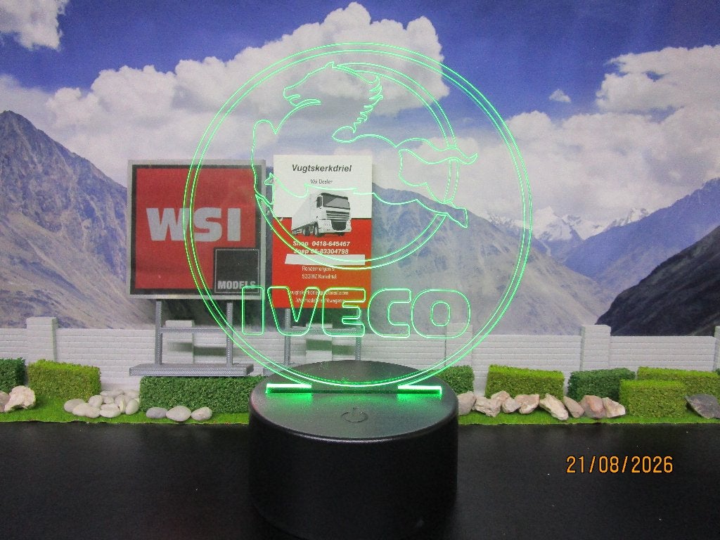 nieuw logo iveco met verlichting op stroom of batery, Ophalen of Verzenden, Nieuw, Bus of Vrachtwagen, Wsi