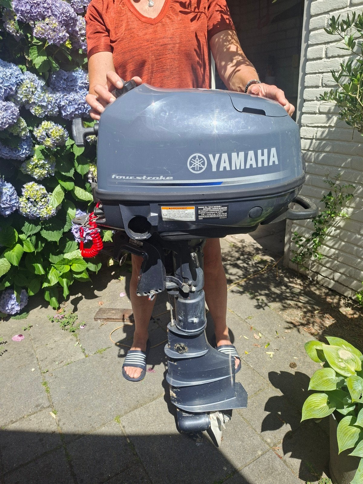 Yamaha 4-takt buitenboordmotor met afstandsbediening, Ophalen, Motor en Techniek