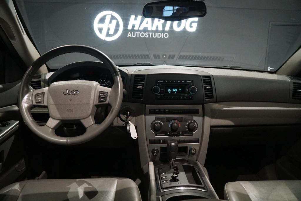 Jeep Grand Cherokee 3.7 V6 Laredo + SCHUIFDAK / TREKHAAK / L, Automaat, Stof, Gebruikt, 201 pk