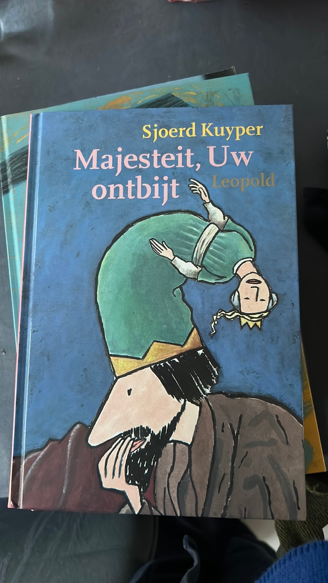 Sjoerd Kuyper - Majesteit, Uw ontbijt, Fictie algemeen, Sjoerd Kuyper; Jan Jutte, Ophalen of Verzenden, Zo goed als nieuw