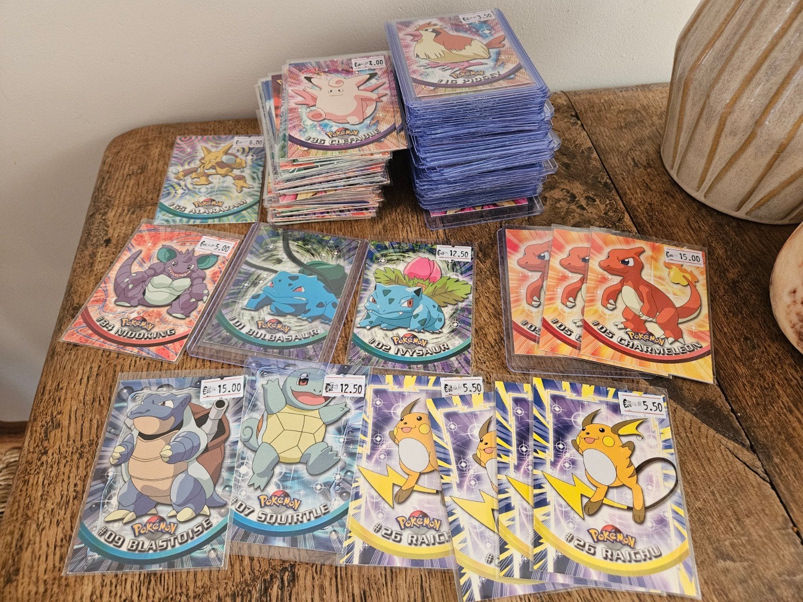 150 Topps Blue Label Pokémon Engelse kaarten - 95% packfresh, Ophalen of Verzenden