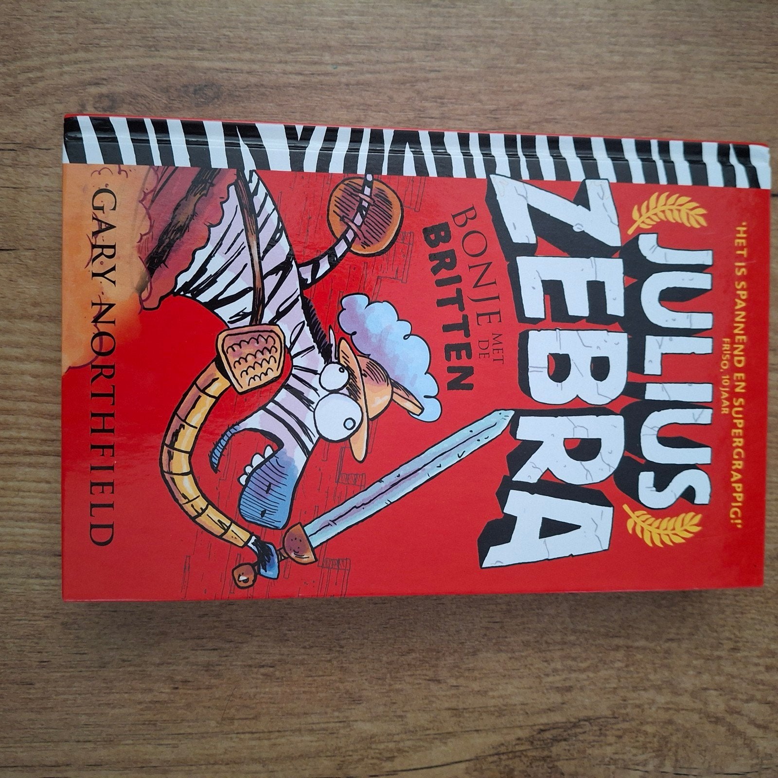 Julius Zebra: Bonje met de Britten - Gary Northfield, Boeken, Ophalen of Verzenden, Zo goed als nieuw, Gary Northfield, Fictie