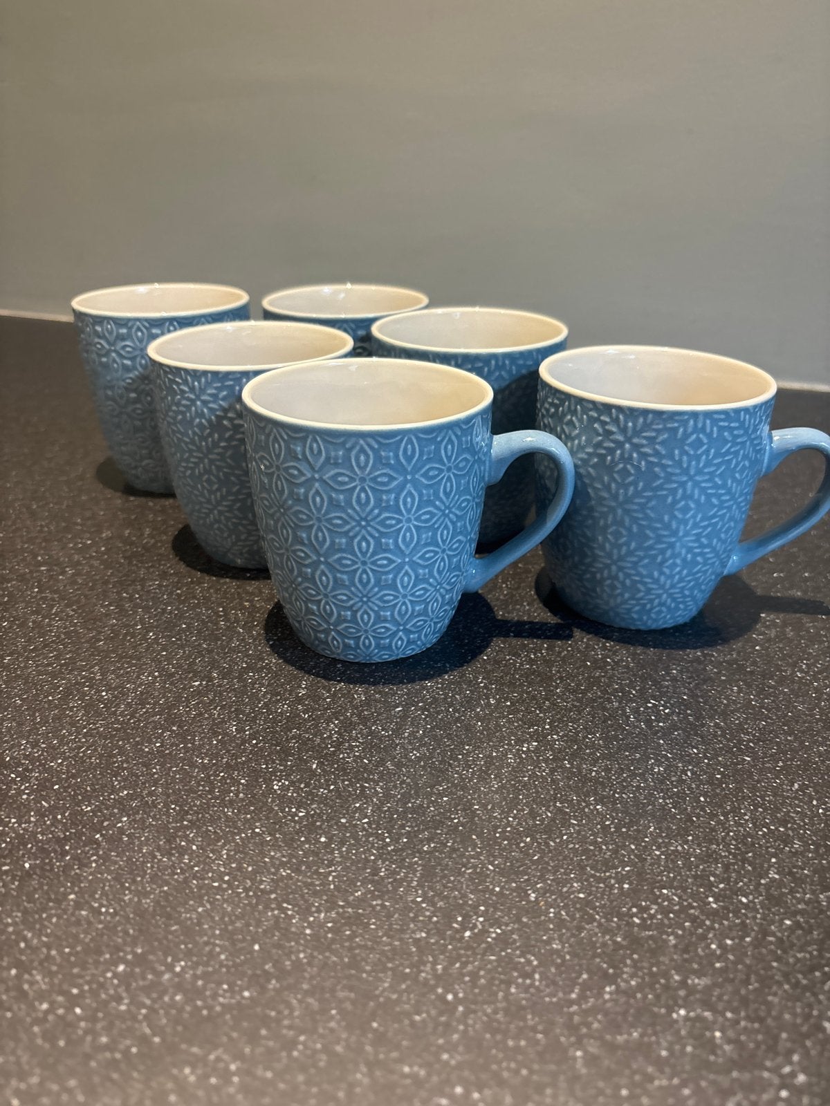 Set van 6 blauwe mokken met patroon, Gebruikt, Keramiek, Modern, Mok