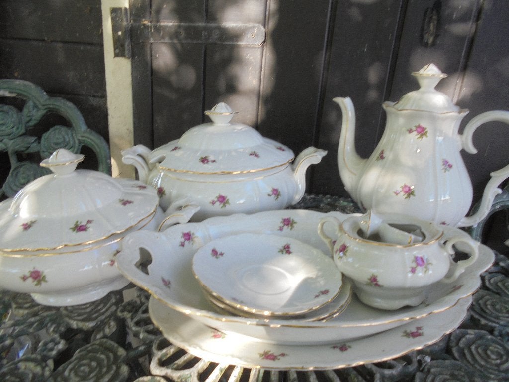 Servies delen M Z Czechoslovakia vol met roze roosjes, Ophalen of Verzenden