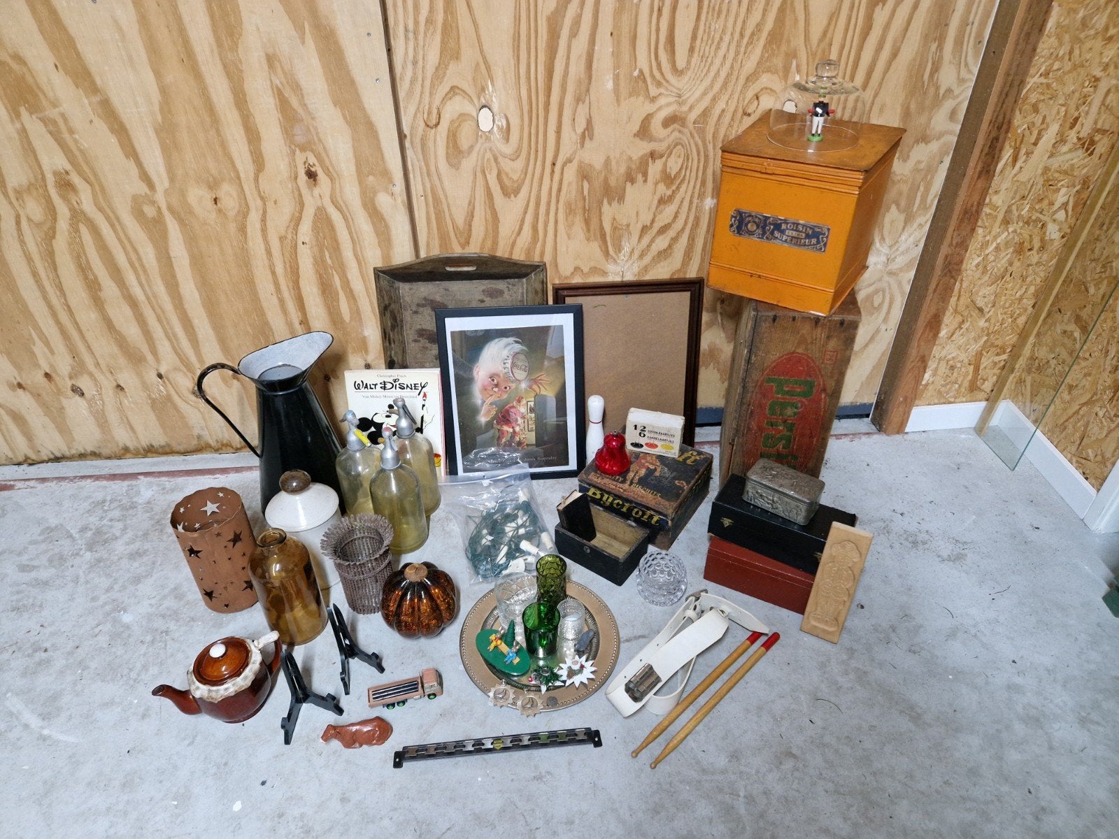 Partij oude brocante en vintage spullen ook kerst, Ophalen