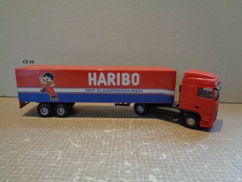 lion daf 105 xf sc haribo, Hobby en Vrije tijd, Modelauto's | 1:50, Ophalen of Verzenden, Zo goed als nieuw, Bus of Vrachtwagen