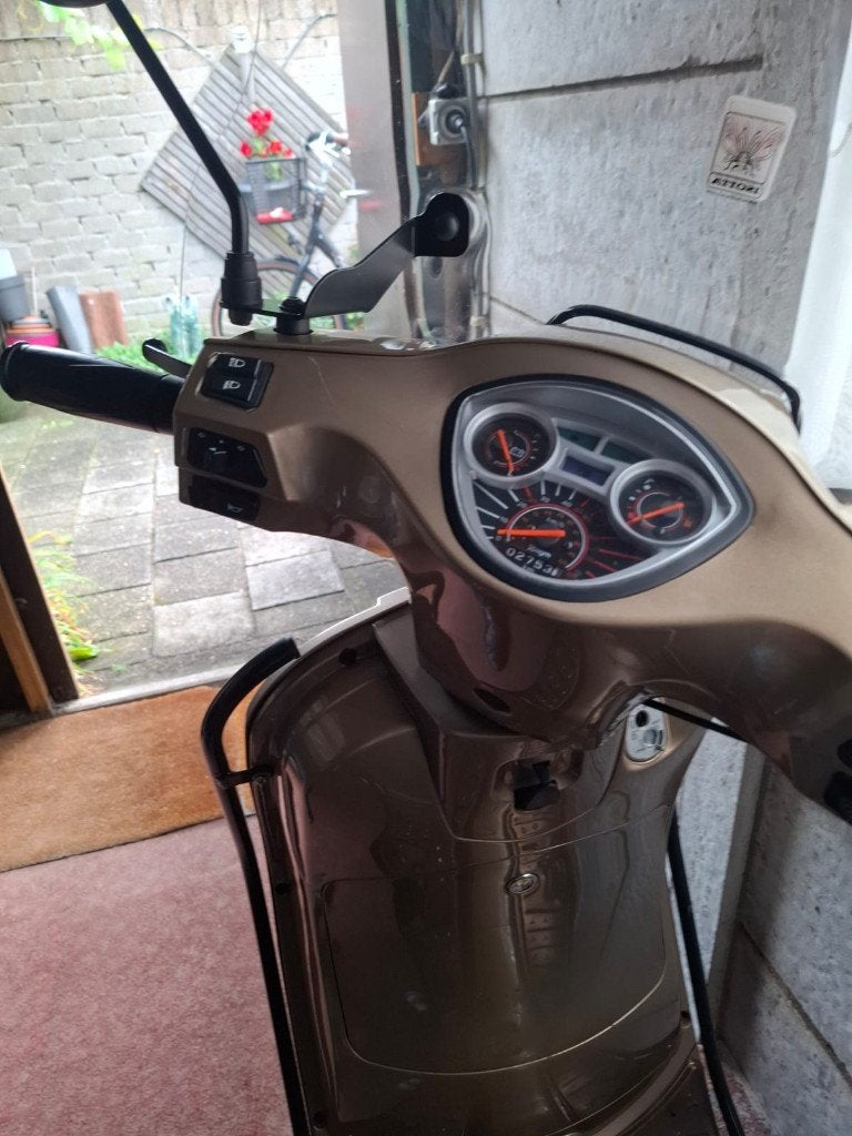 AGM SCOOTER, Zo goed als nieuw, Benzine, Ophalen, Overige merken