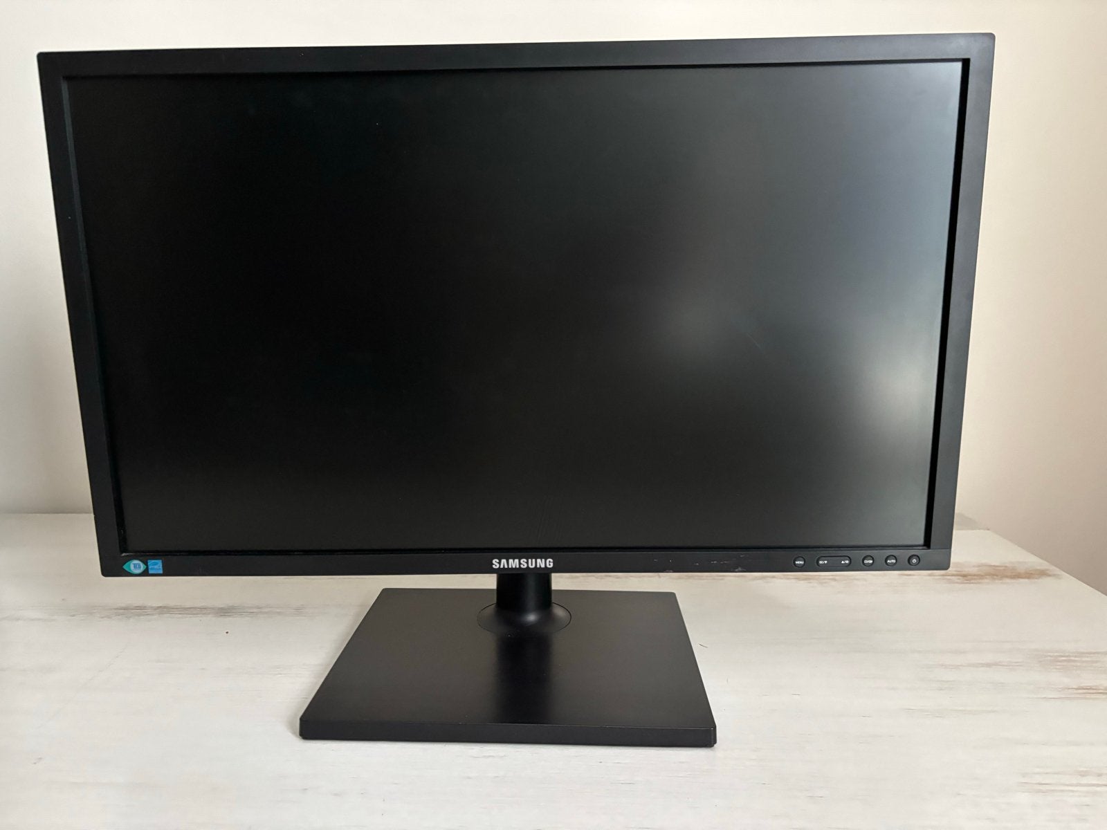 Samsung S24C450 Monitor - Full HD, 60Hz, Ophalen, Kantelbaar, Full HD, Zo goed als nieuw