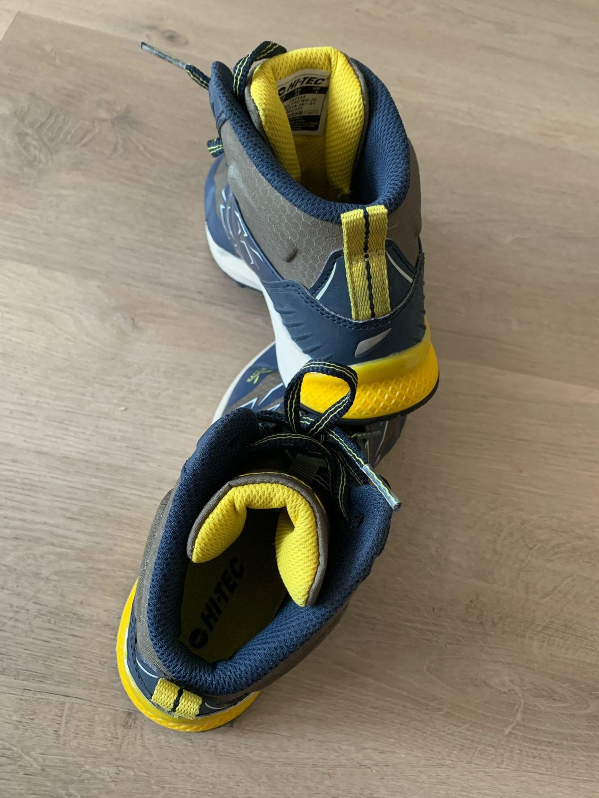 Stevige schoennen, Sport en Fitness, Klimsport, Ophalen, Zo goed als nieuw, Klimsportschoenen