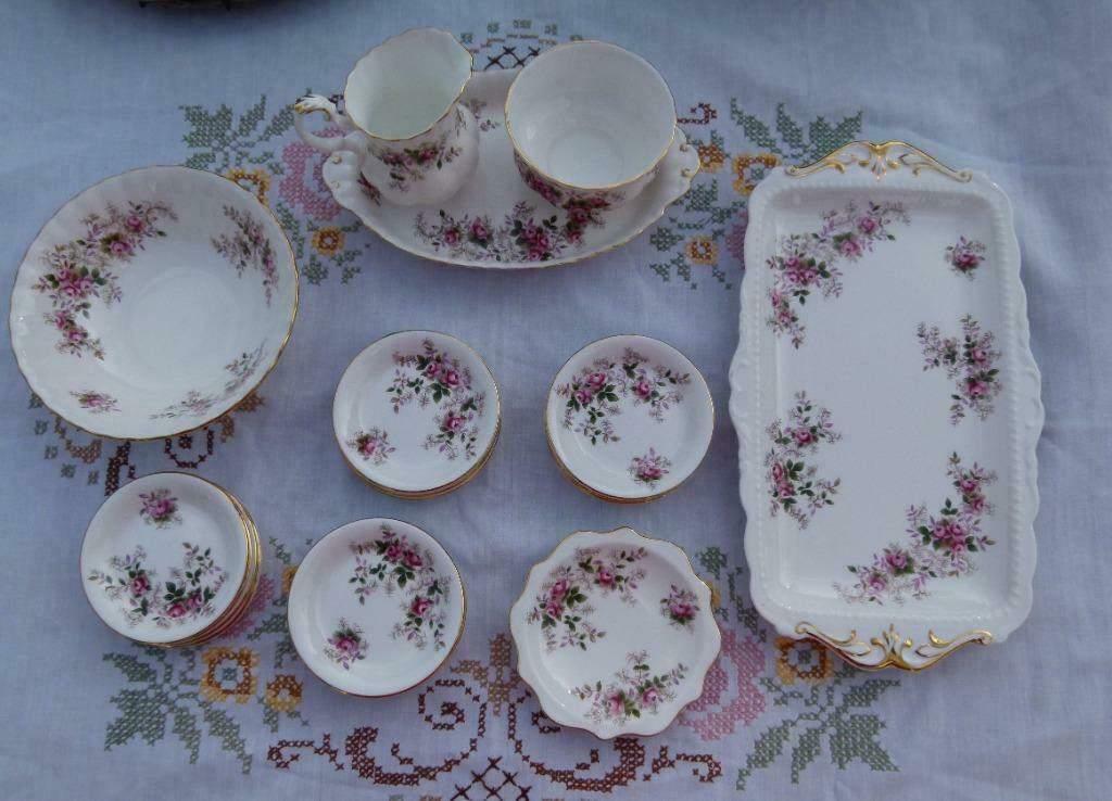 R.A. Royal Albert Lavender Rose, Nieuw, Ophalen of Verzenden, Wedgwood, Porselein