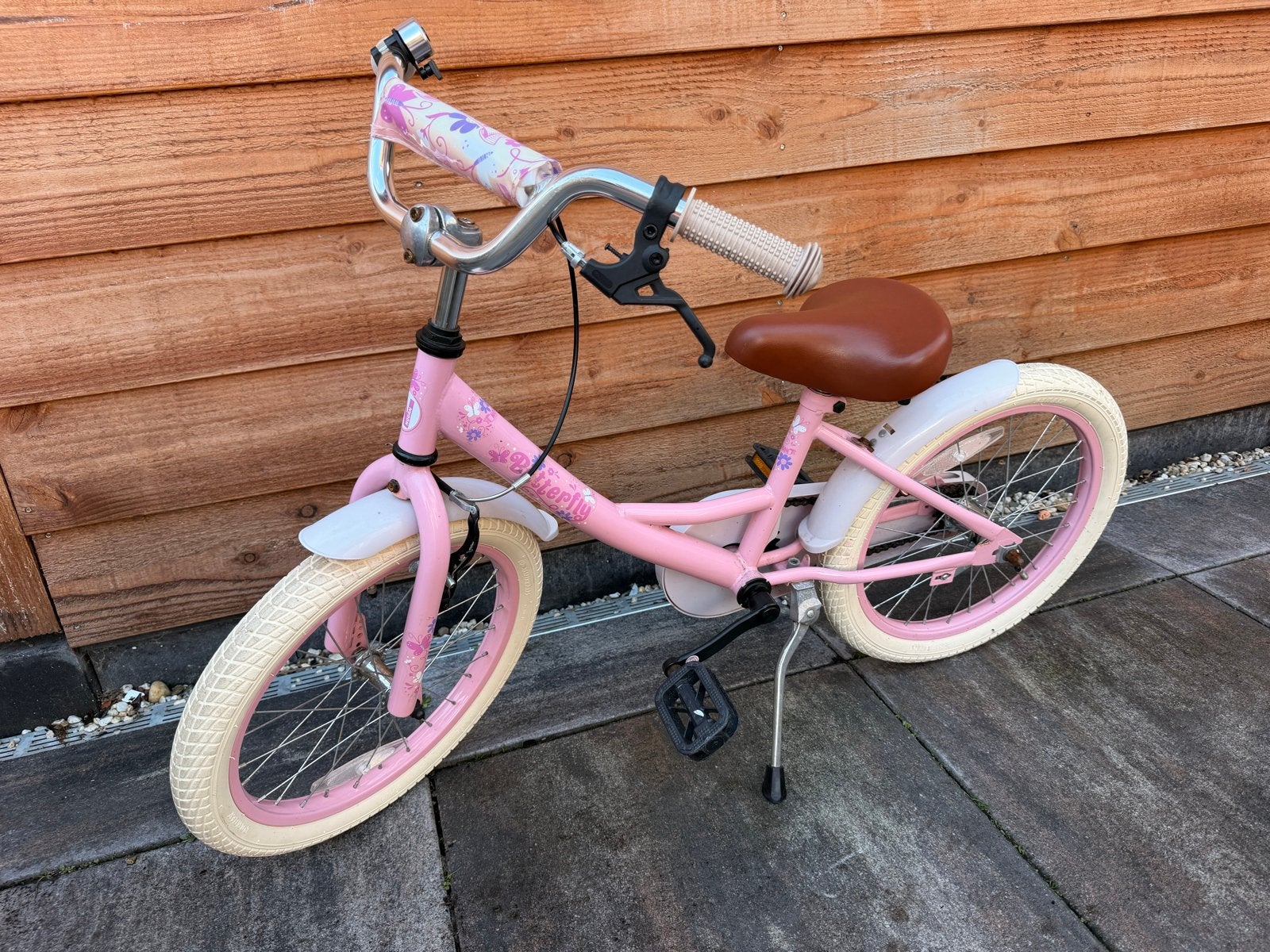 Nogan Butterfly meisjesfiets 18 inch, Ophalen, Terugtraprem, Zijwieltjes, 16 tot 20 inch