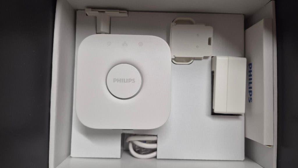Nieuwe Philips Hue Bridge V2.1 - Meerdere stuks leverbaar, Smart home compatibel, Ophalen of Verzenden, Nieuw, Philips Hue