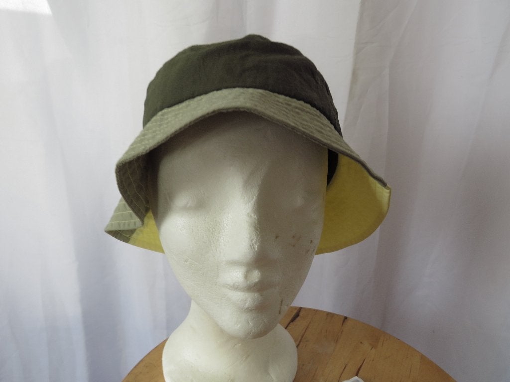vissershoed leger groene vouwbare bucket hoed/mt M PARFOIS, Hoed, Parfois, Ophalen of Verzenden, 57 cm (M, 7⅛ inch) of minder